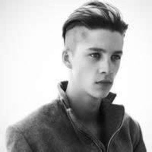 Meet your Posher, Gustaf